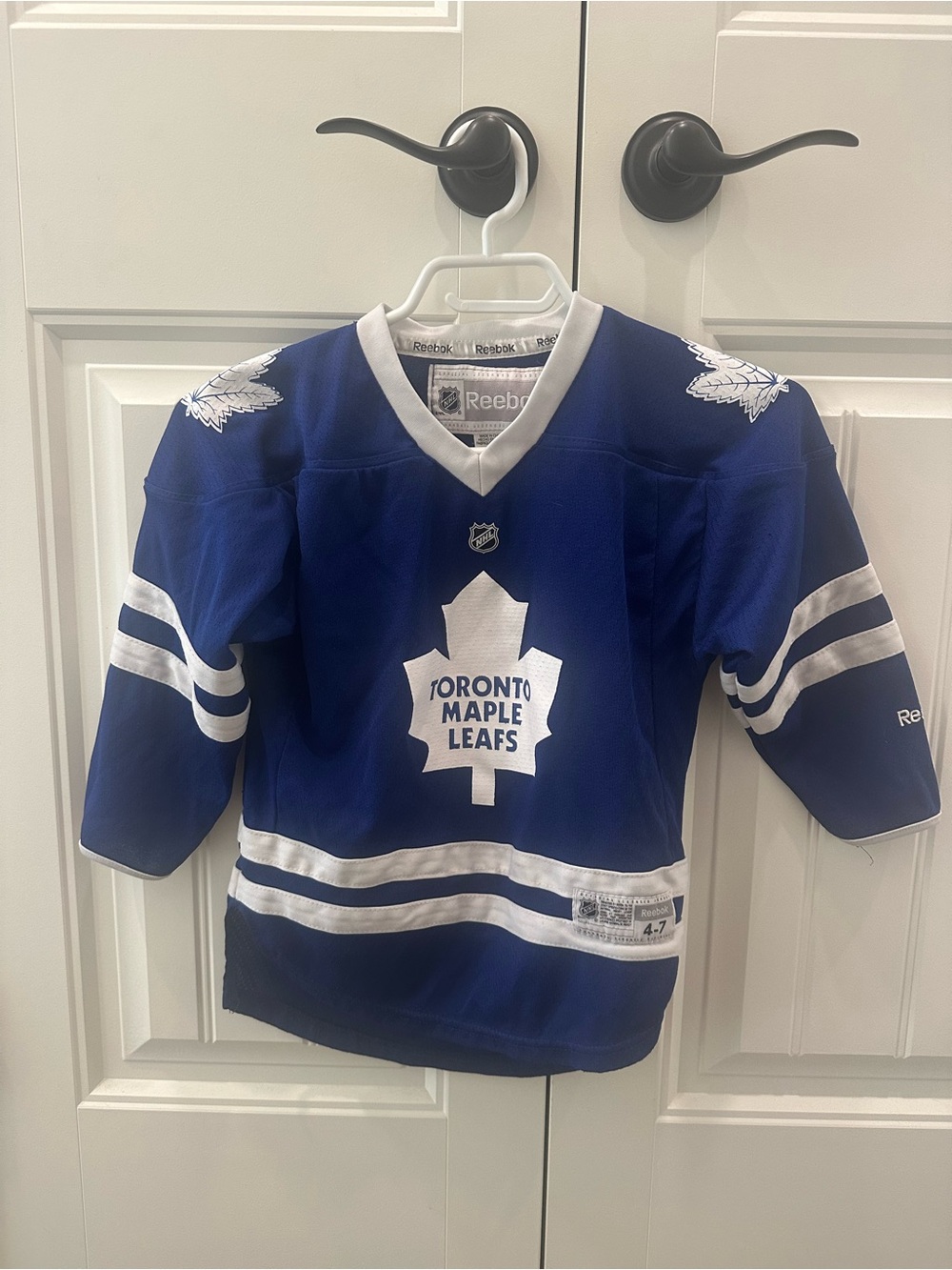 Toronto maple leafs NHL kids jersey
